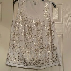 CHICOS - sleeveless white shirt with metallic gold sequins in a swirly pattern